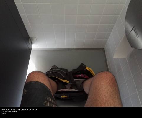POOP
