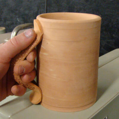 pottery
