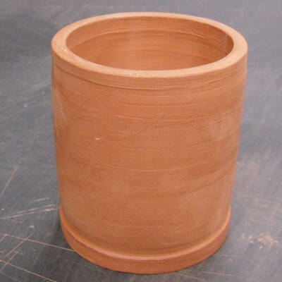 pottery
